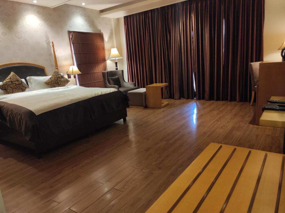 Regenta Resort Bharatpur, Fatehpur Sikri Road Eksteriør billede